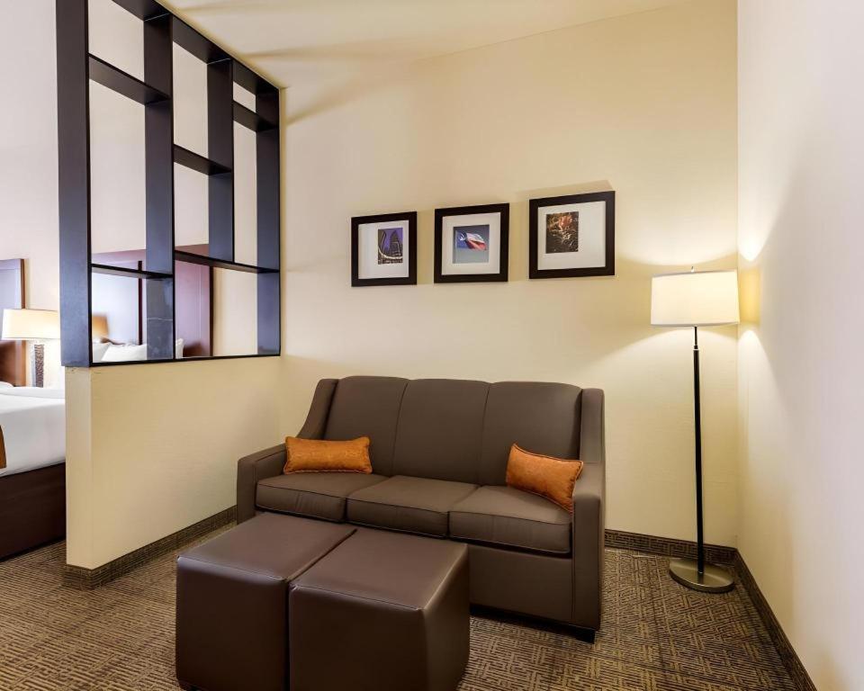Comfort Suites Near Nasa - Clear Lake Webster Εξωτερικό φωτογραφία