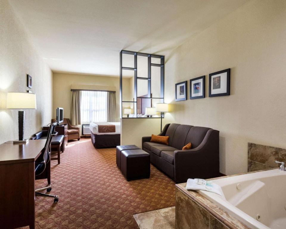 Comfort Suites Near Nasa - Clear Lake Webster Εξωτερικό φωτογραφία